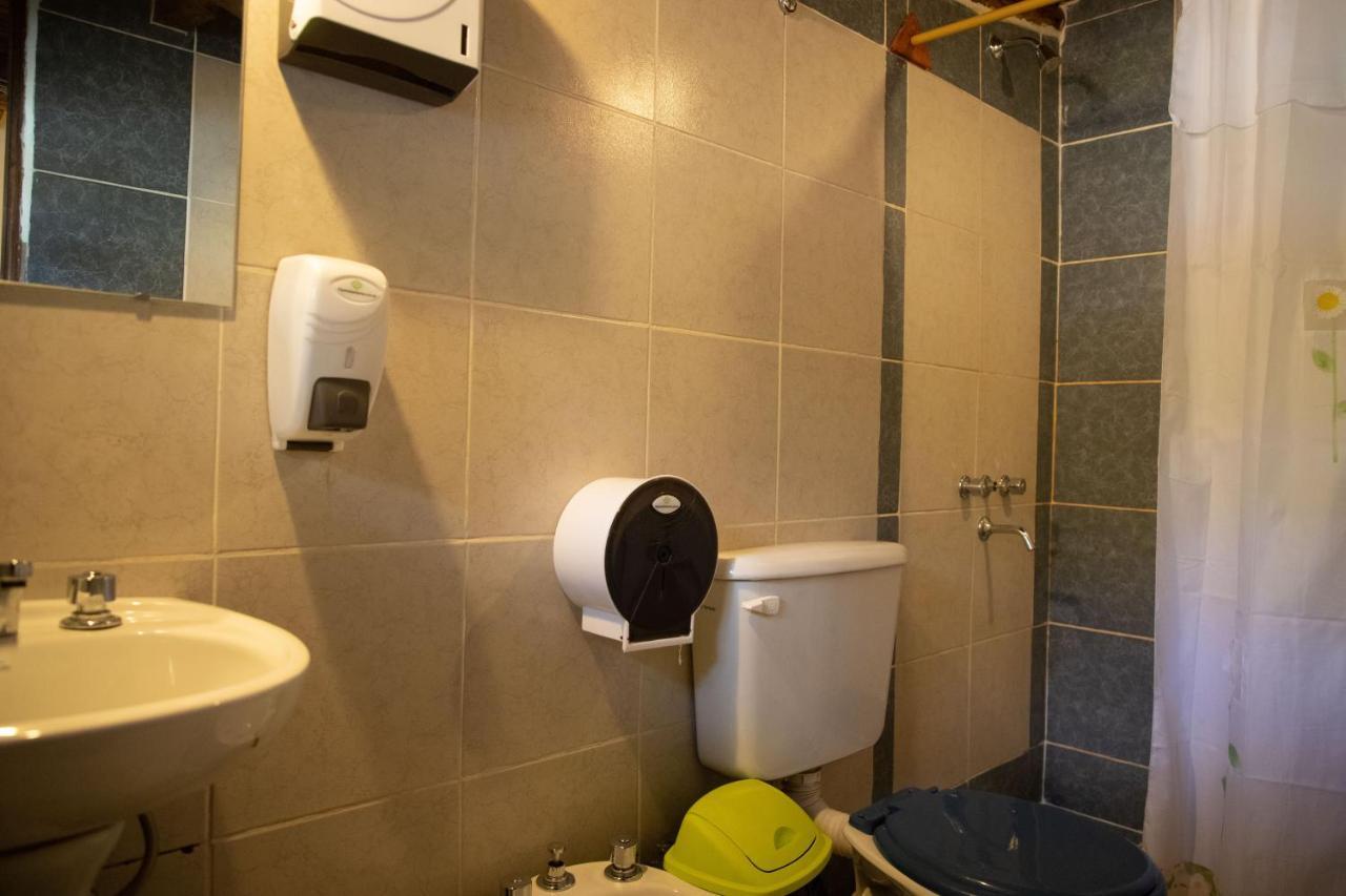 La Casa Del Arbol - Hostel El Bolsón Εξωτερικό φωτογραφία