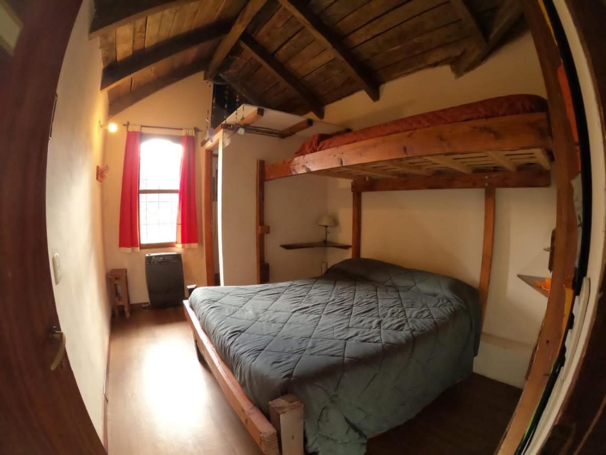 La Casa Del Arbol - Hostel El Bolsón Εξωτερικό φωτογραφία