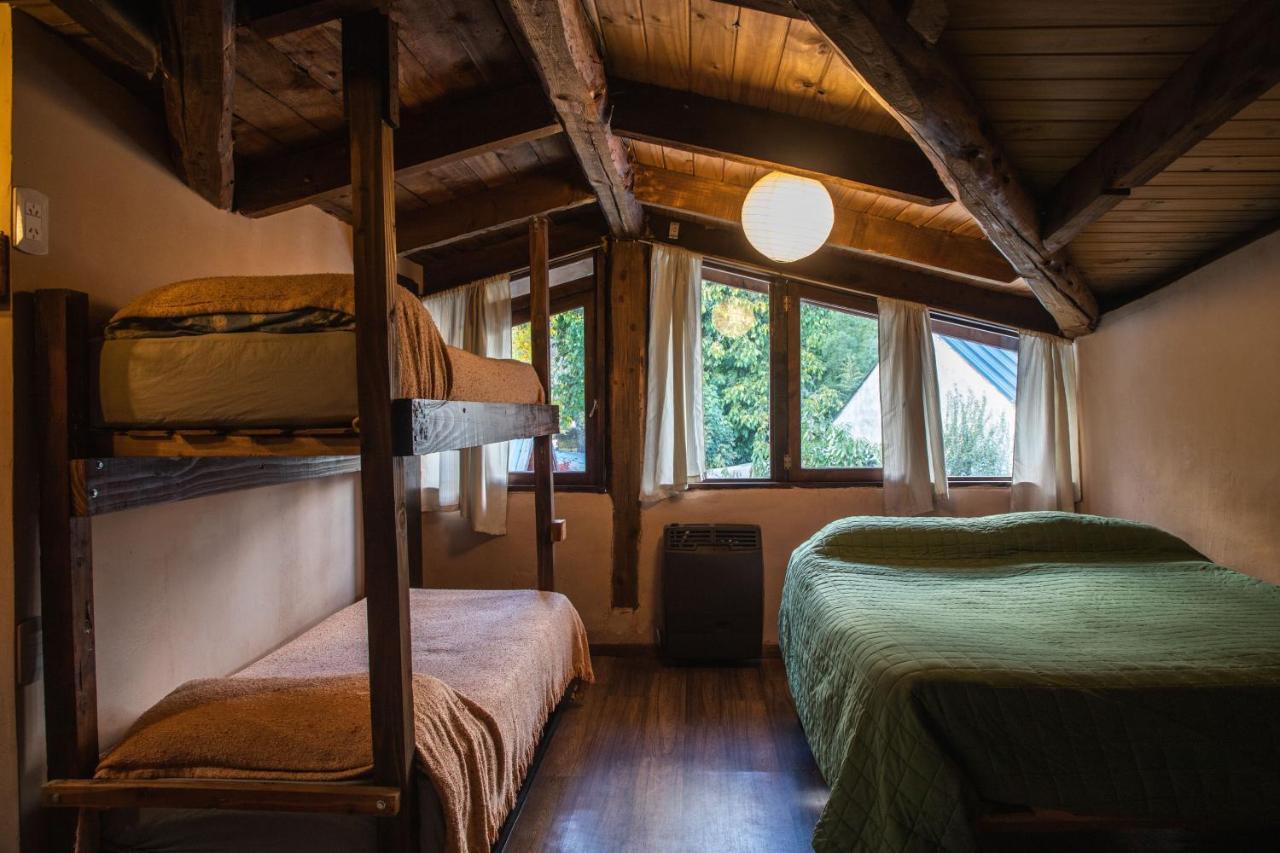 La Casa Del Arbol - Hostel El Bolsón Εξωτερικό φωτογραφία